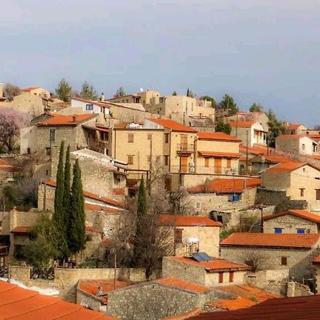 Lofou Traditional Stone House Exterior foto